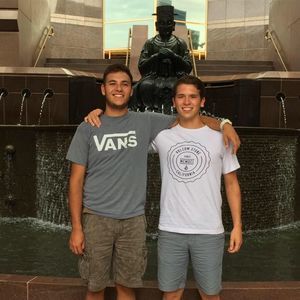 Meet your Posher, Jonathan